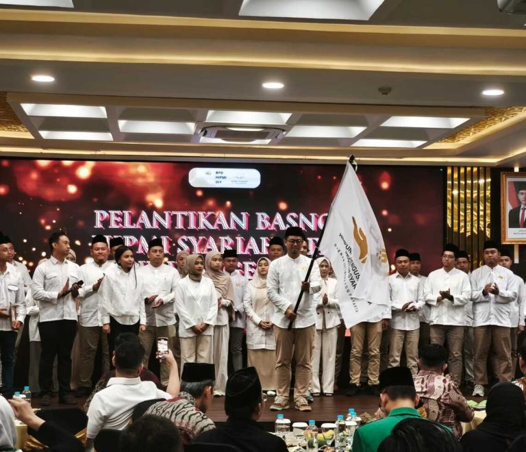Pelantikan Pengurus HIPMI Syariah DIY di SM Tower Perkuat Ekonomi Syariah Daerah